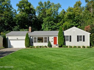 77 Mallard Dr, Greenwich, CT 06830