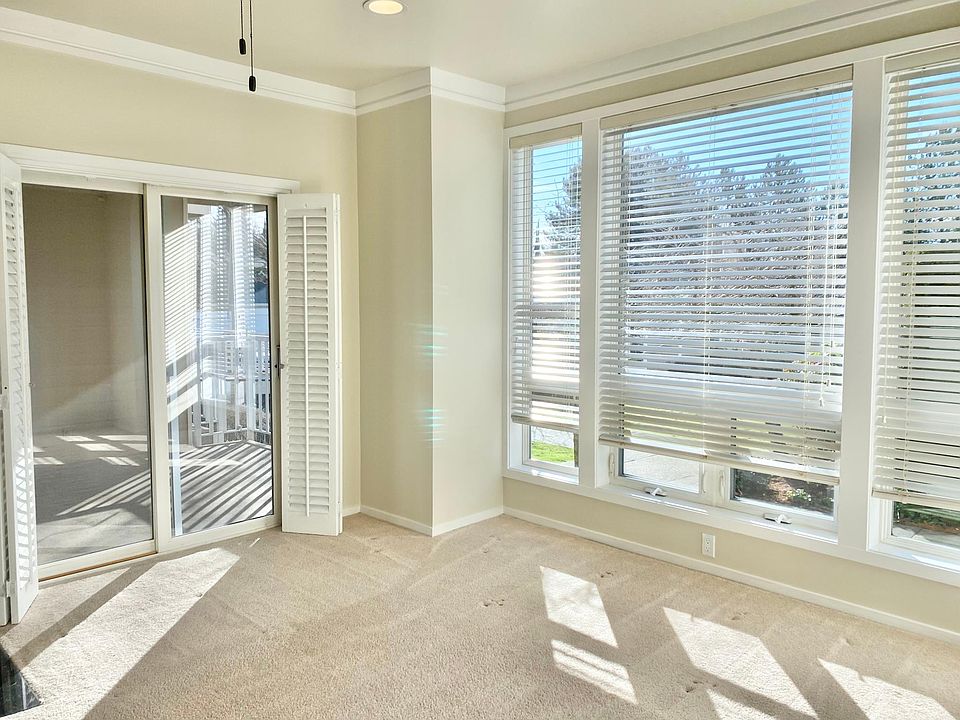 1st image of 702 Kirkland Way APT 5