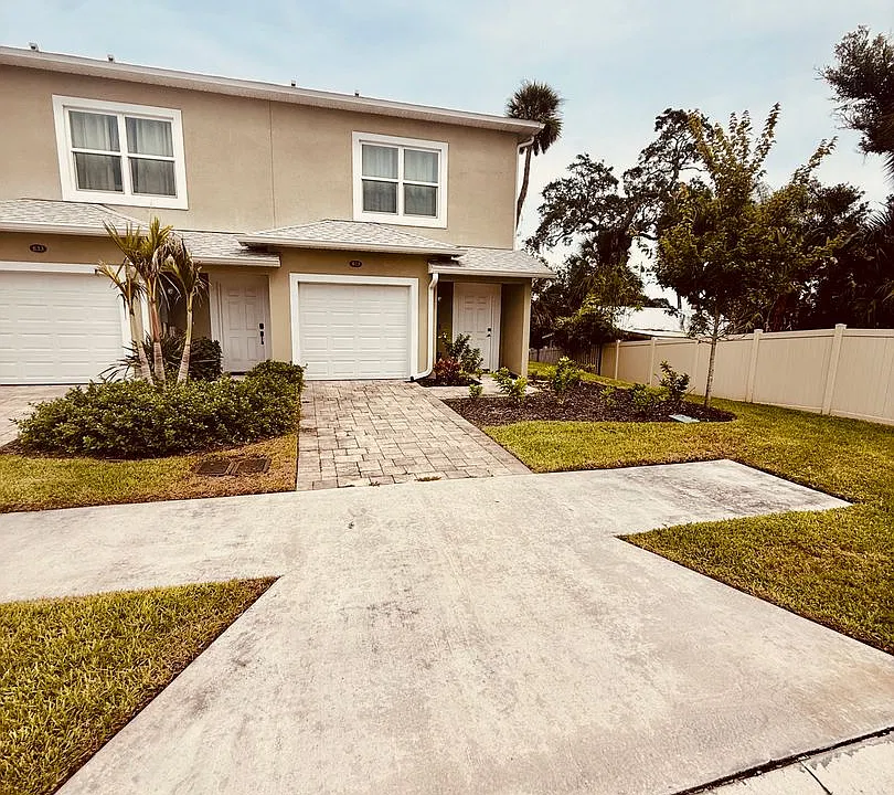 823 Paddleboard Ct