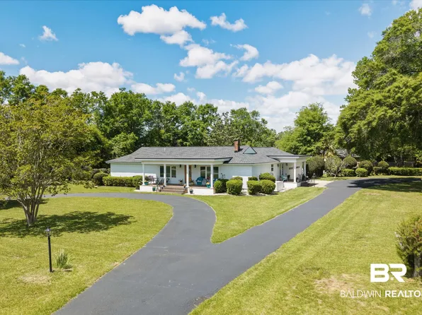 302 W Satsuma Ave, Foley, AL 36535