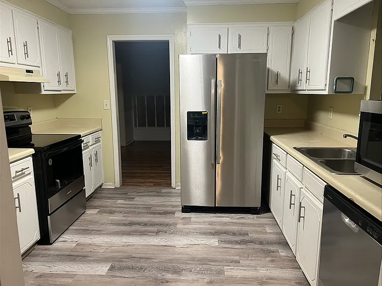 4506 Lakeland Ct — Photo 17
