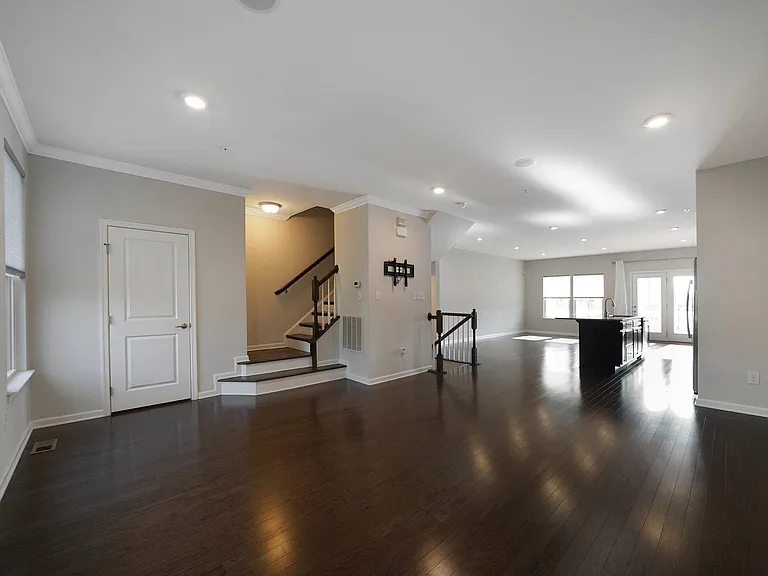 227 Quarry Point Rd — Photo 6