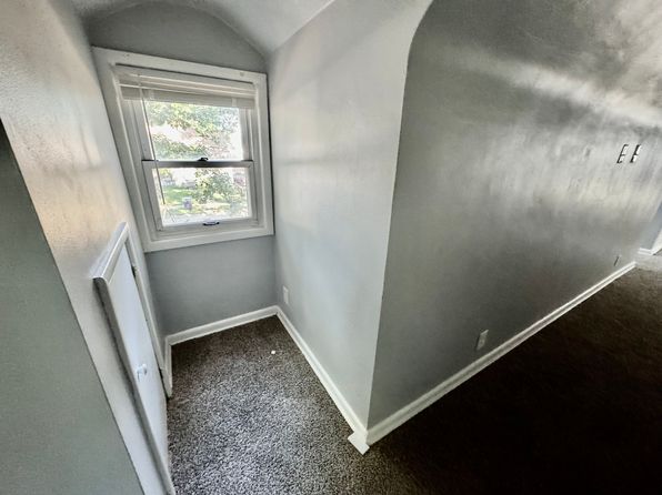 19719 Ferguson St, Detroit, MI 48235