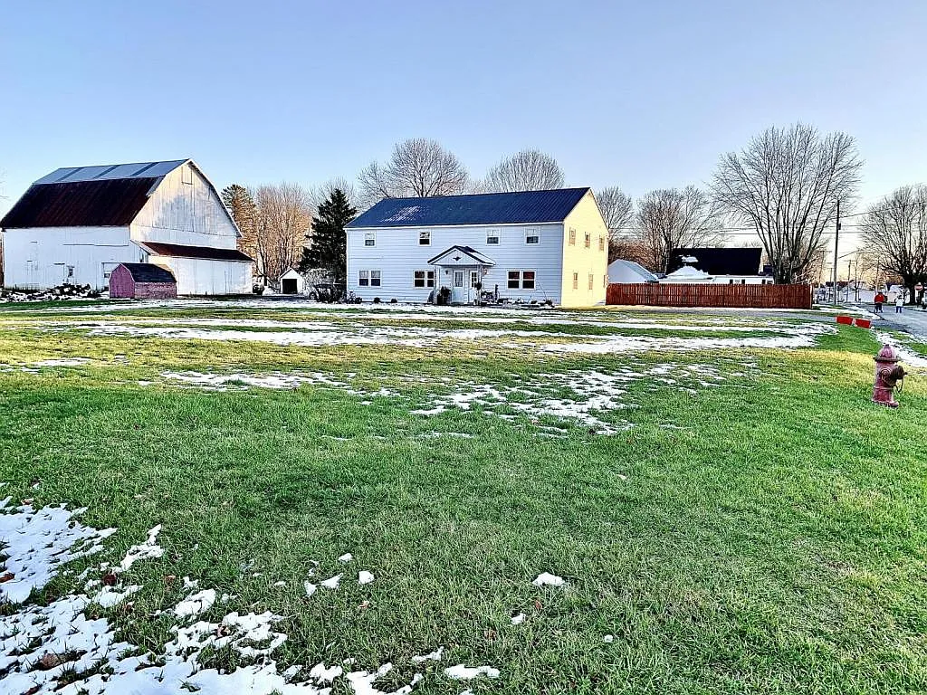 Building Photo - 507 North St #C
