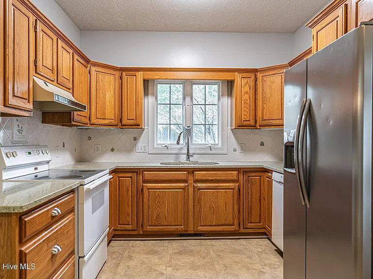 12 Wildwood Ln — Photo 14