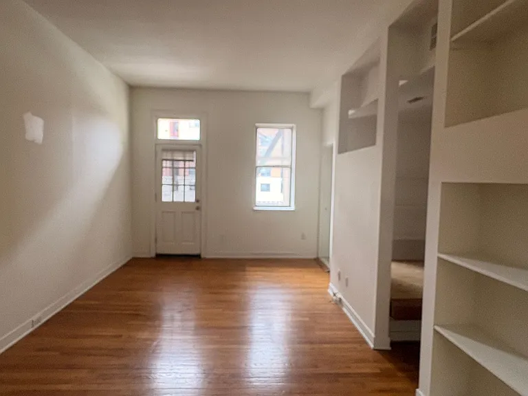 17 W. Preston St — Photo 8