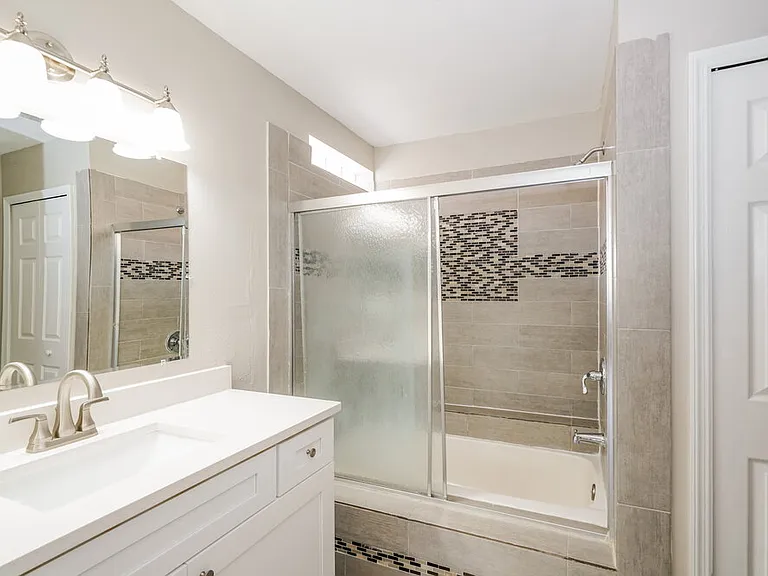 6023 Sand Key Ln — Photo 11