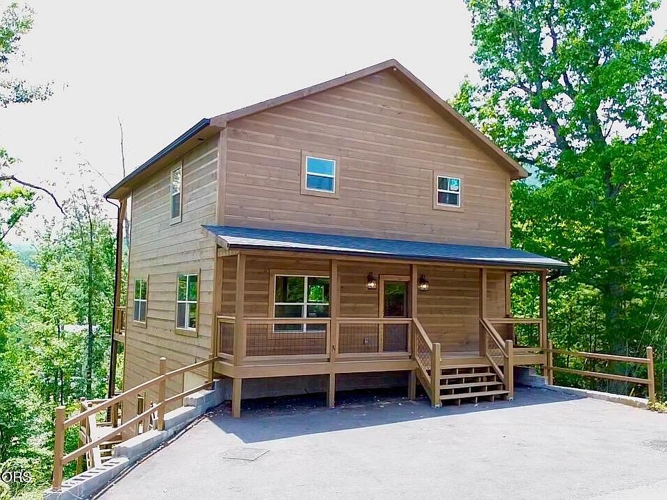 1st image of 1704 Bear View Rd