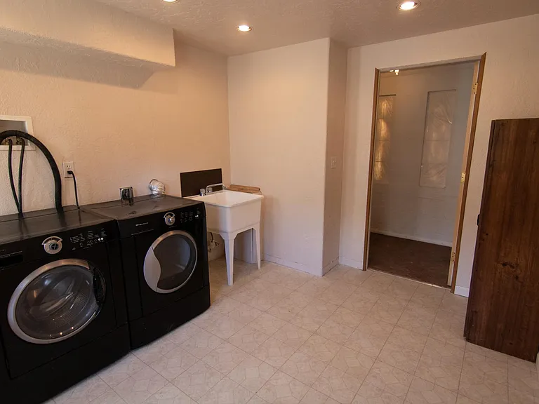 802 S 10th St #1 — Photo 18