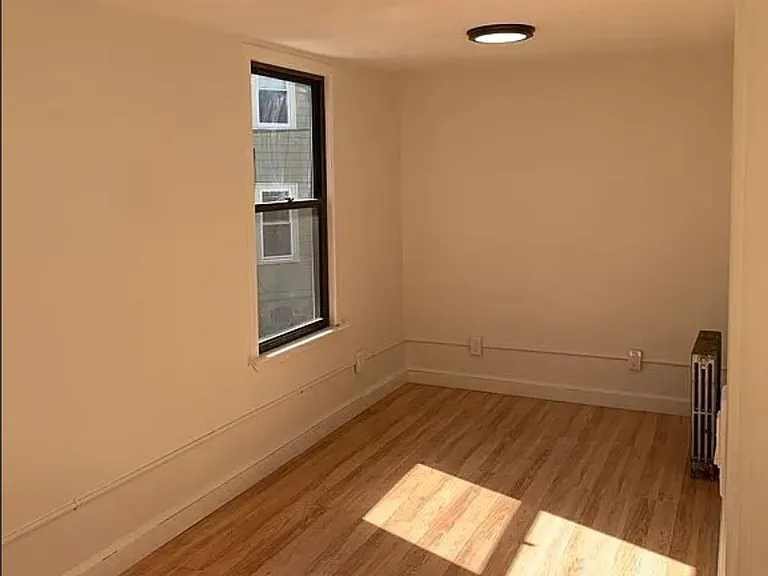 21 Wenham St #2 — Photo 6