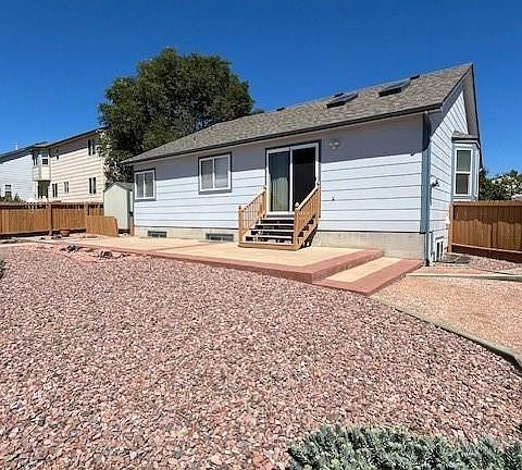 4th image of 7229 Waterman Way
