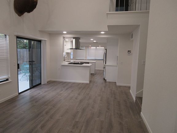 2nd image of 35 Estuary Ct