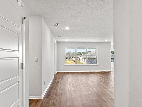 2nd image of 212 Magnolia Farms Dr