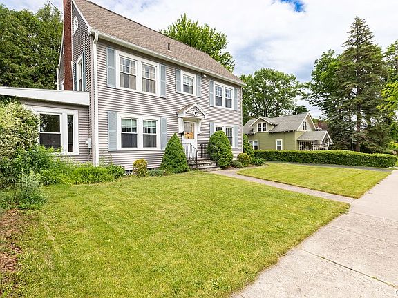 3rd image of 822 Glenwood Ave