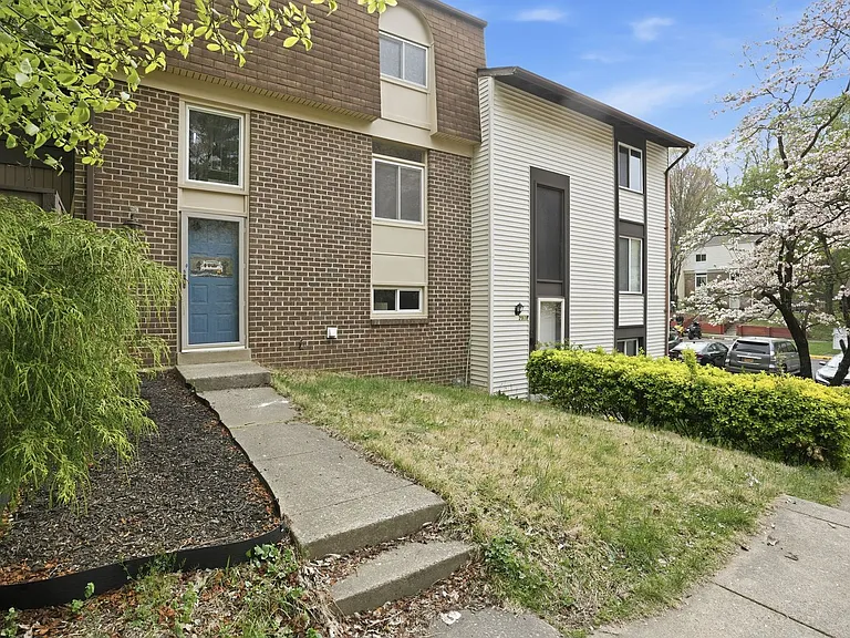 2916 Cantania Pl — Photo 2