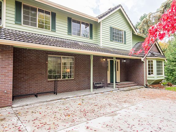 2nd image of 23723 NE 181st St