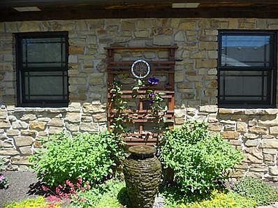 Water Feature/Fountain.
