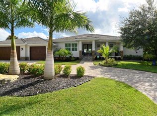 528 Venice Ln, Sarasota, FL 34242
