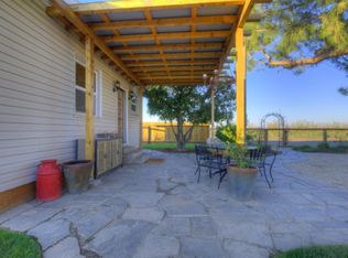5624 E Redwood Rd, Hughson, CA 95326