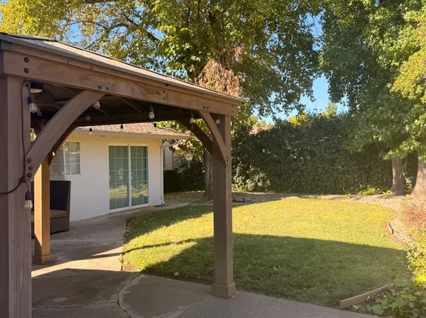 2130 Athens Ave, Redding, CA 96001