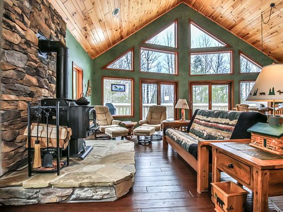 2nd image of 1059 S Gunlock Lake Ln #S
