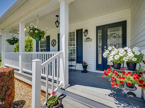 5th image of 12623 Chesterfield Ln