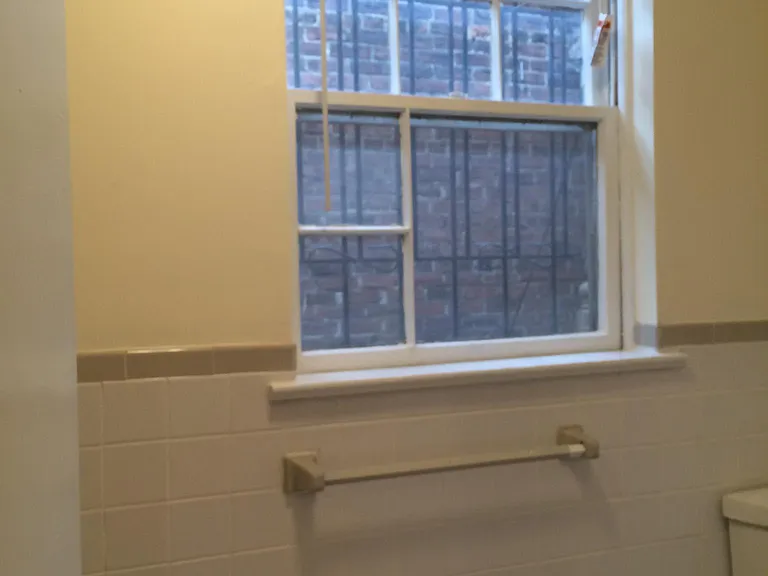 212 N Clarion St — Photo 11