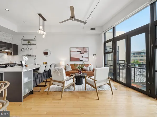 2426 Ontario Rd #401, Washington, DC 20009