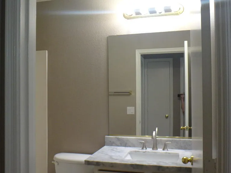 12525 W Reade Ave — Photo 28