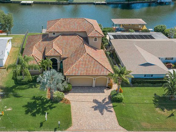 3rd image of 29 Crystal River Dr