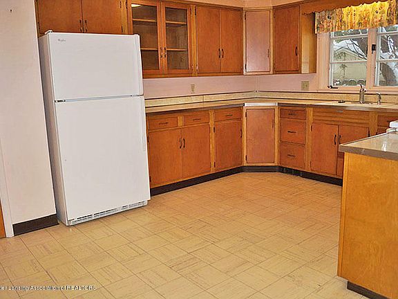 5th image of 422 Westmoreland Ave
