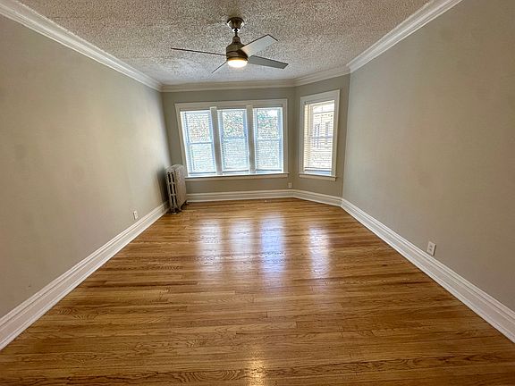 3rd image of 6949-6959 S Merrill Ave #B2