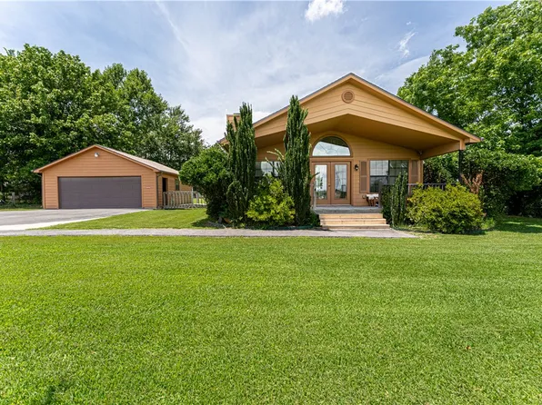 1830 N Monitor Rd, Springdale, AR 72764