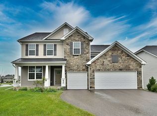 620 N Sullivan St, Addison, IL 60101