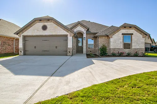 252 Jacinth Ln Photo 1