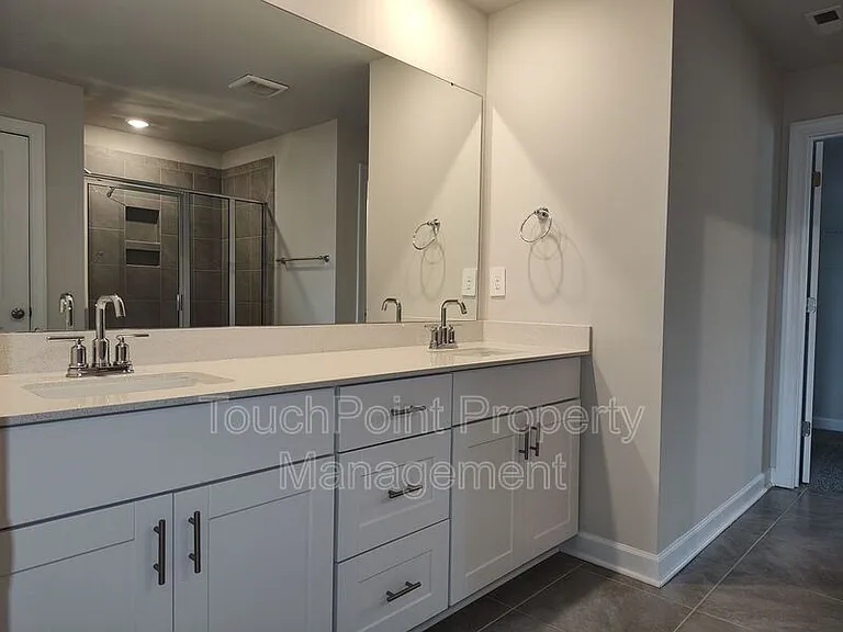115 Sentinel Ct — Photo 22