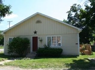 27981 N Ash St APT A, Wauconda, IL