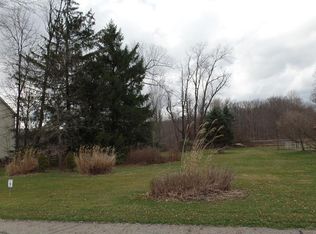 10763 Forest St, Garrettsville, OH 44231