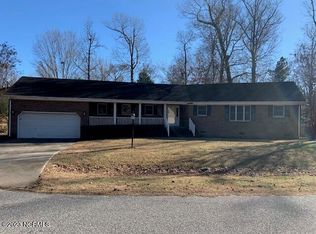 119 Cape Fear Dr, Hertford, NC 27944