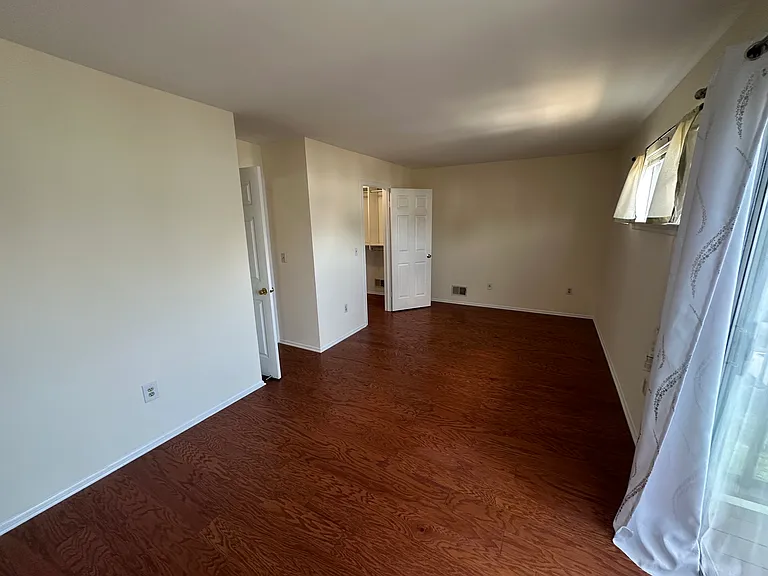 604 Wheatfield Ct #604 — Photo 15