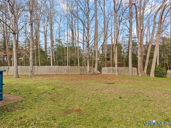 2nd image of 5102 White Pickett Ln