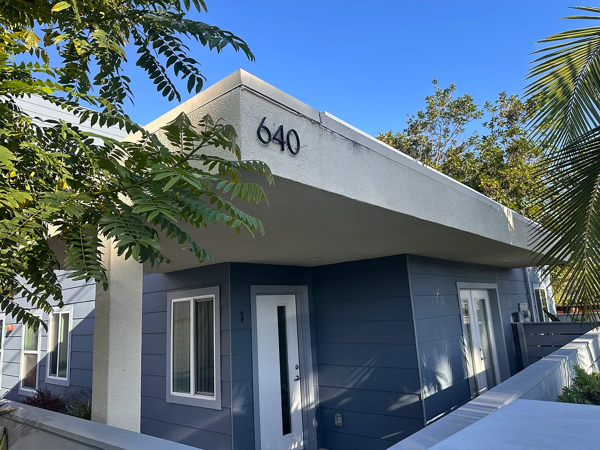 Building Photo - 640 Florida St #1