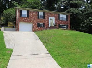 951 Forrest Dr S, Homewood, AL 35209