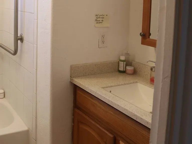 1122 Truman St SE #A — Photo 10