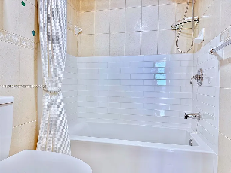 2101 S Ocean Dr #1402 — Photo 9