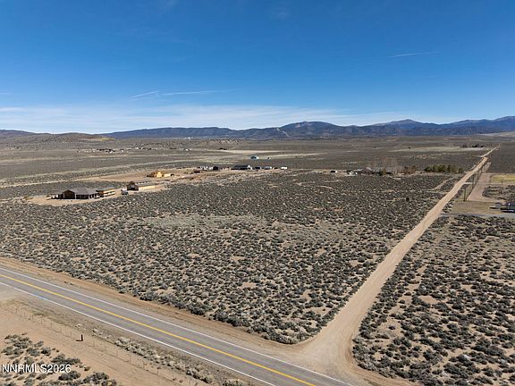 4th image of 2013 E Valley Rd