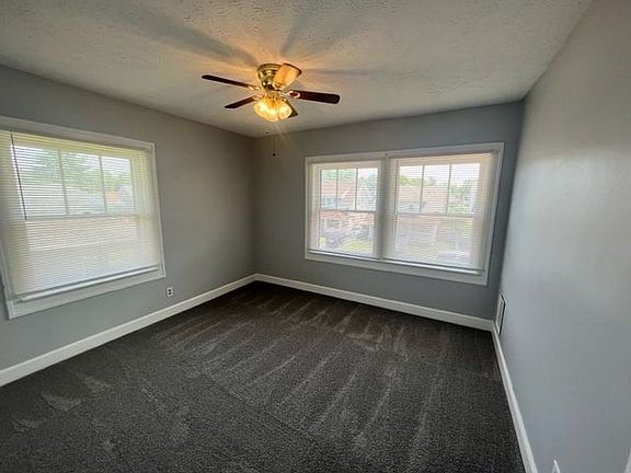 5th image of 24 Wallace Ln