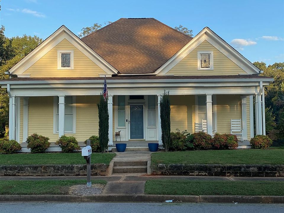 1st image of 114 Clifton Ter