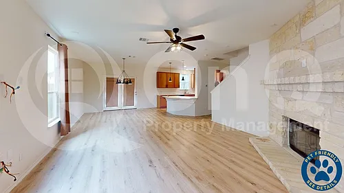 14220 James Buchanan St Photo 1