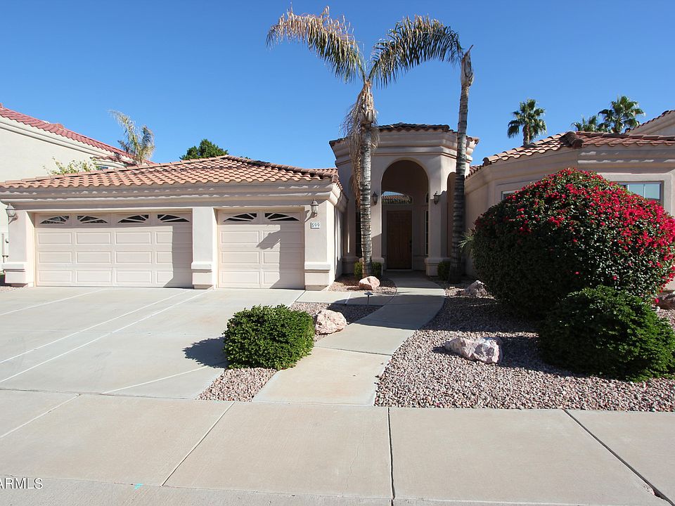 1st image of 599 N Acacia Dr